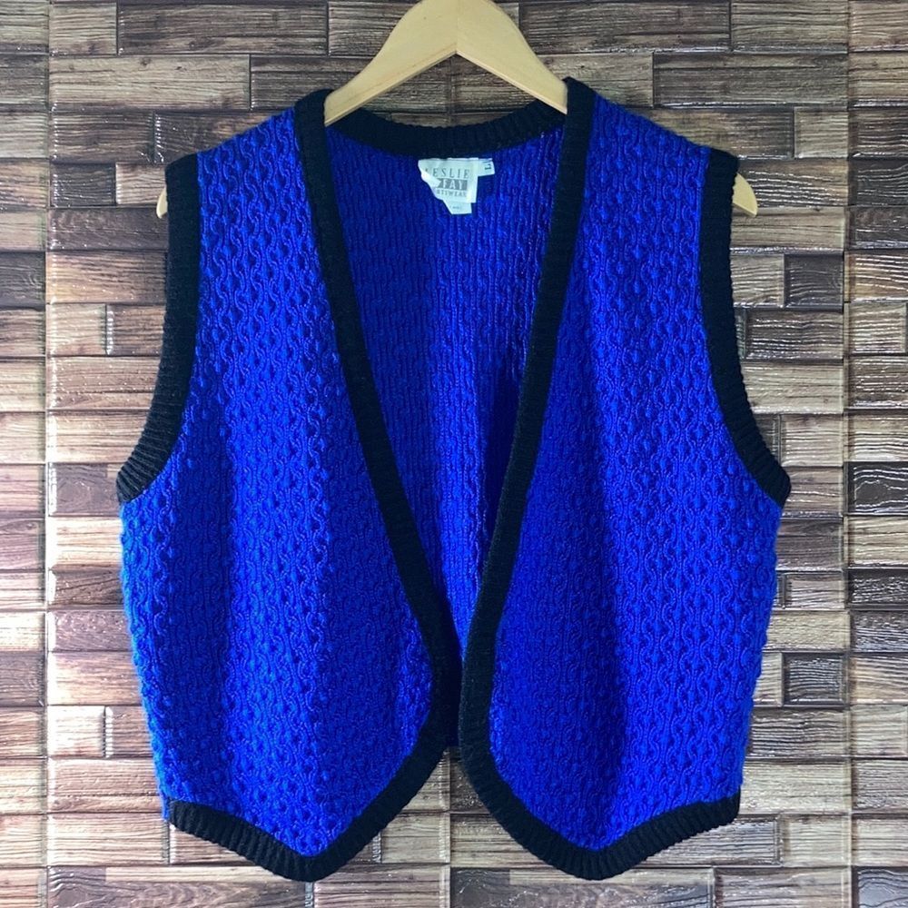 Ladies Vintage 80’s Cottagecore Leslie Fay Sportswear Acrylic Knit Vest Large